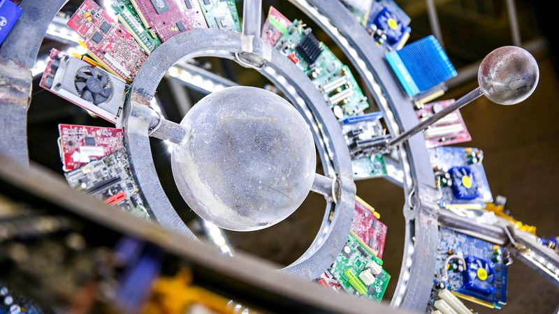 运维工程师的职业发展路径：从技术到管理的华丽转身**